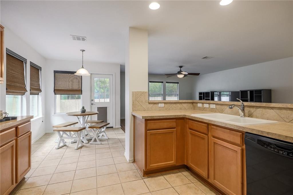433 Moorhen Cove – photo 3