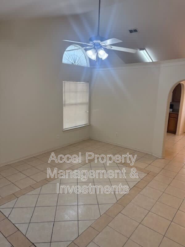 1902 Bahamas Drive – photo 2