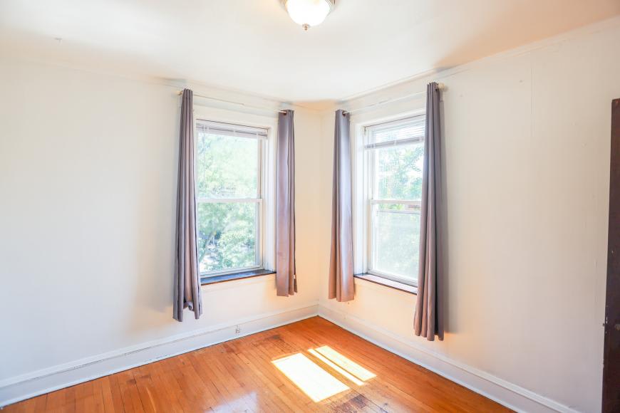 1480 West Winnemac – photo 5