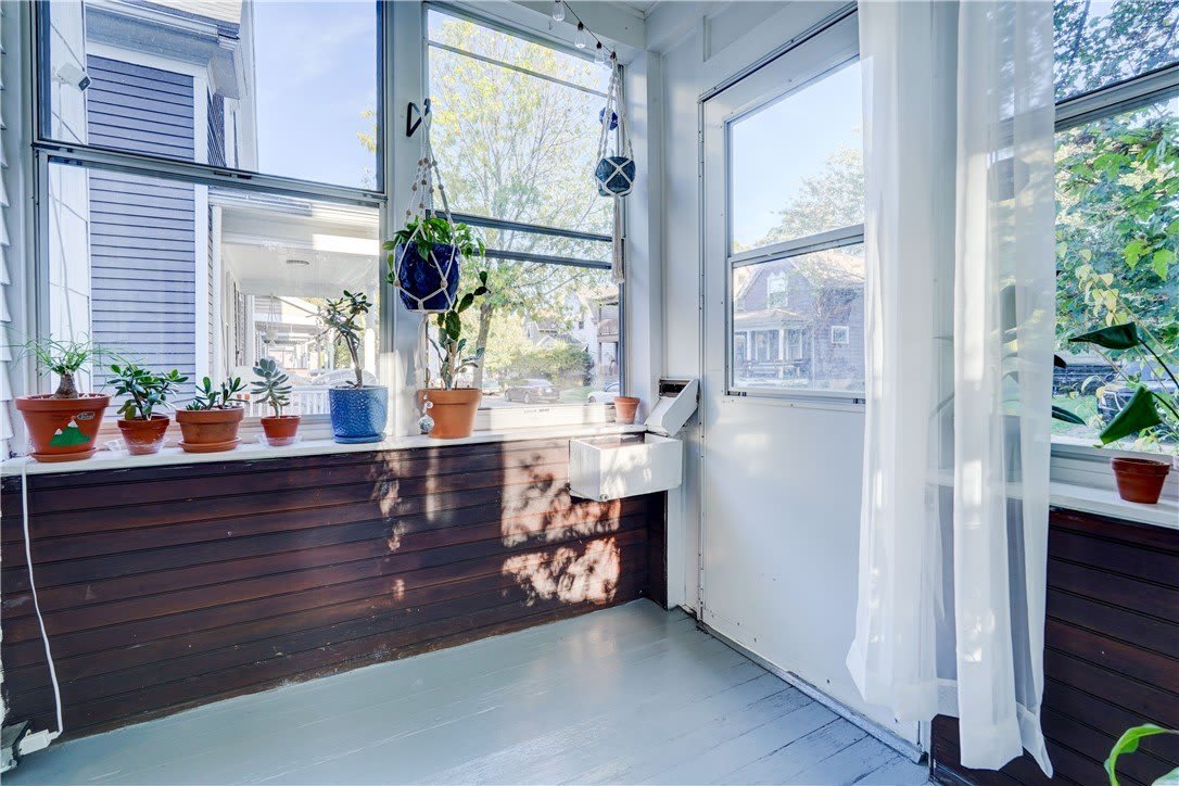 284 Benton Street – photo 3