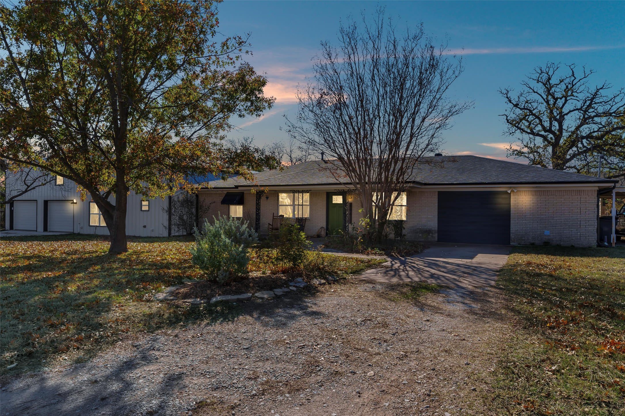 406 N Oak Lane – photo 1