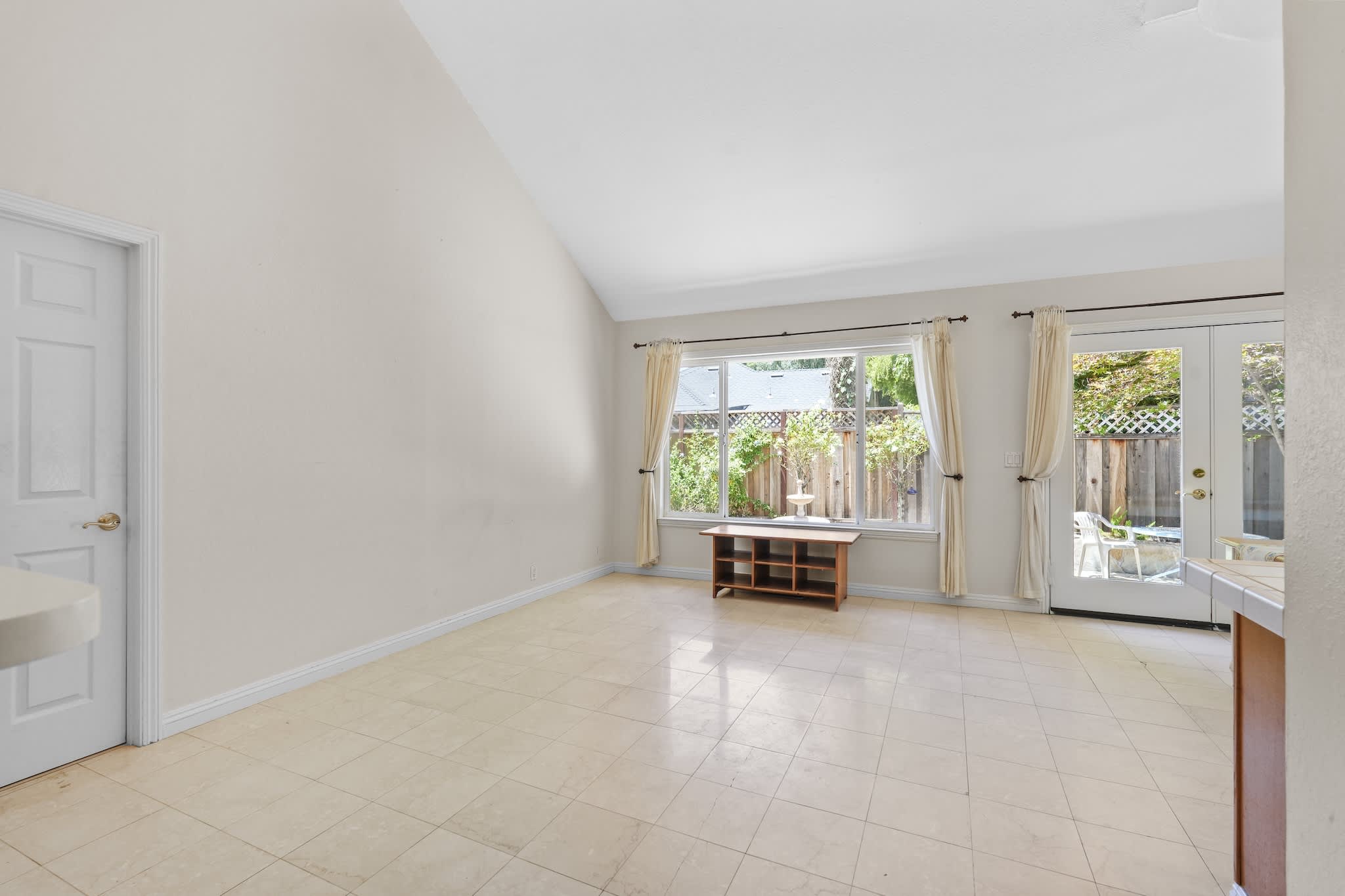2340 Park Ave – photo 3
