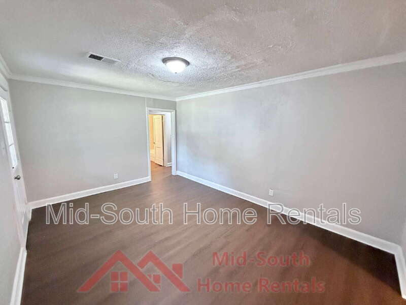 2139 Alameda Avenue – photo 3