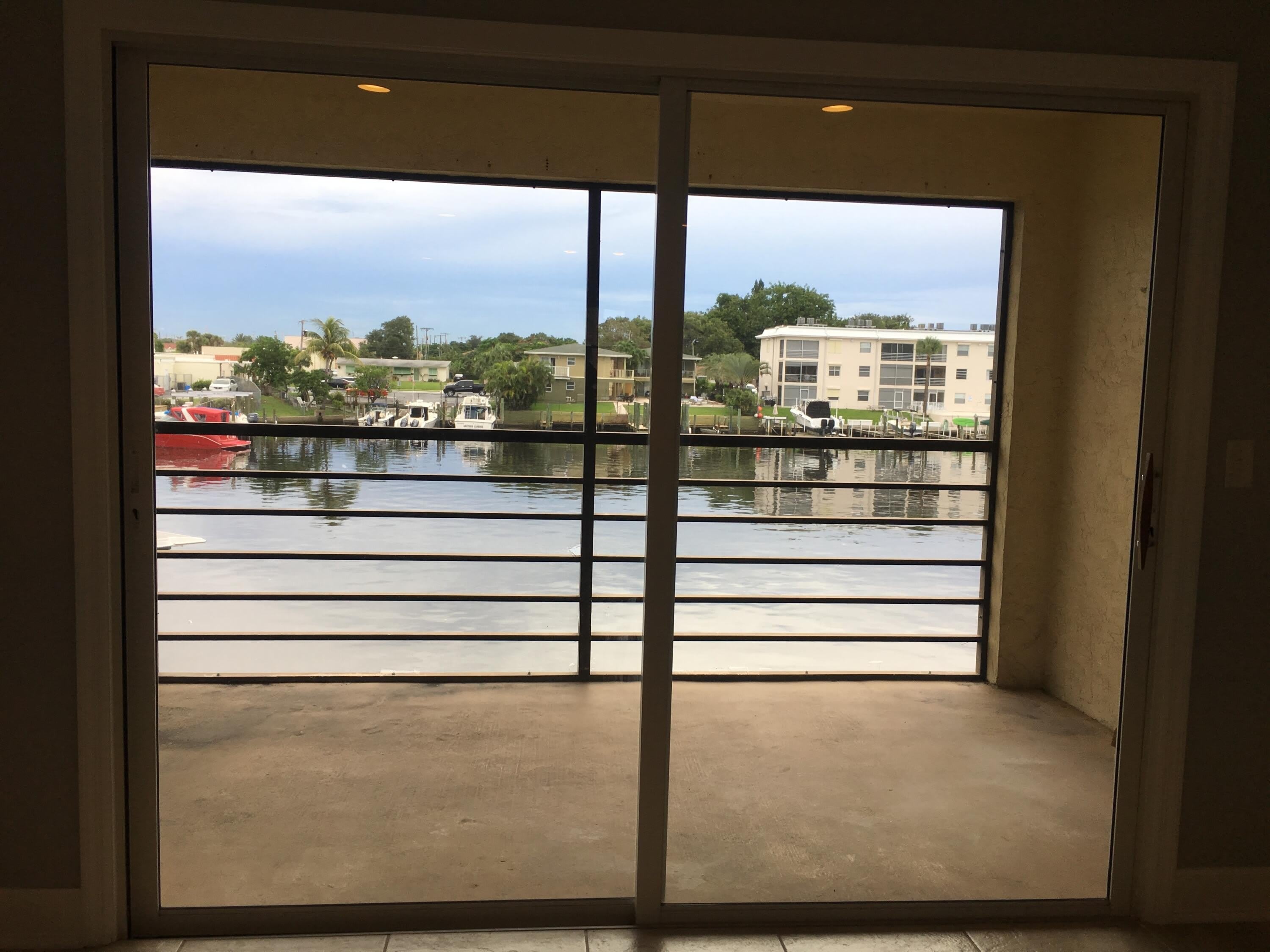 309 LAKE Circle – photo 2