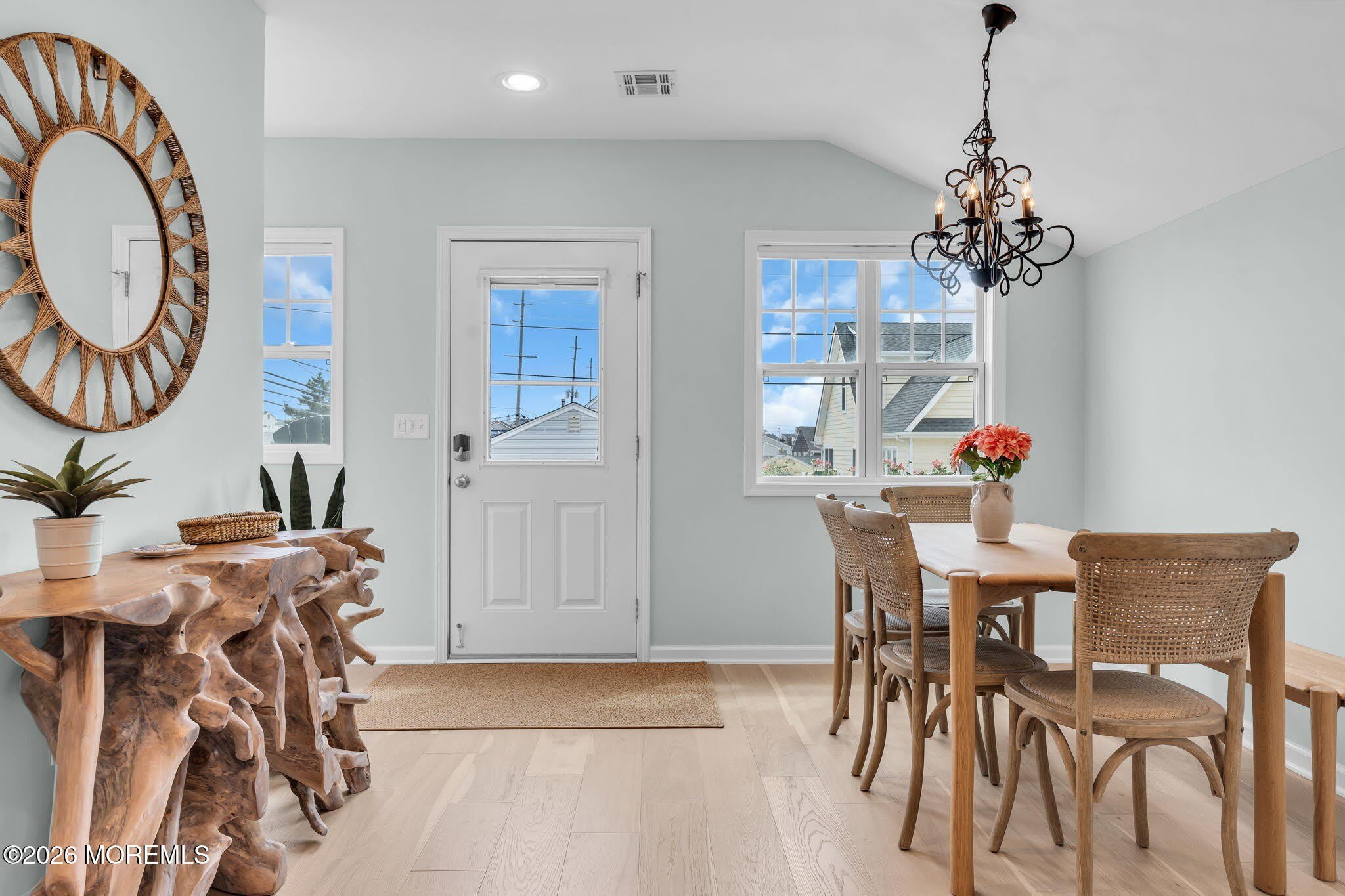 301 W Kupper Drive – photo 4