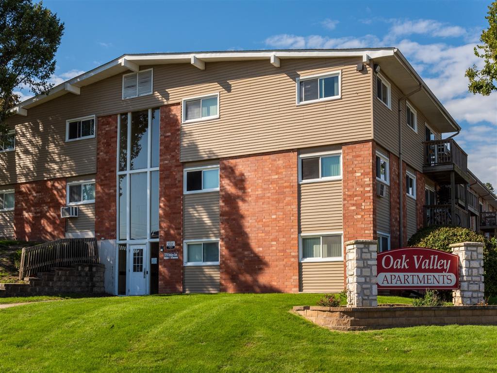 Oak Valley Apartments – photo 1