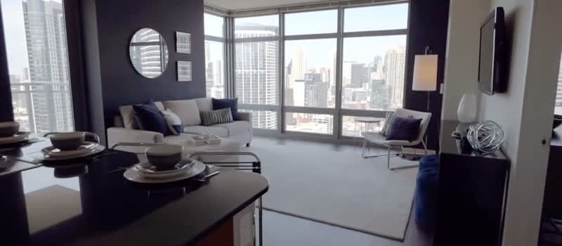 552 W Kinzie St – photo 2