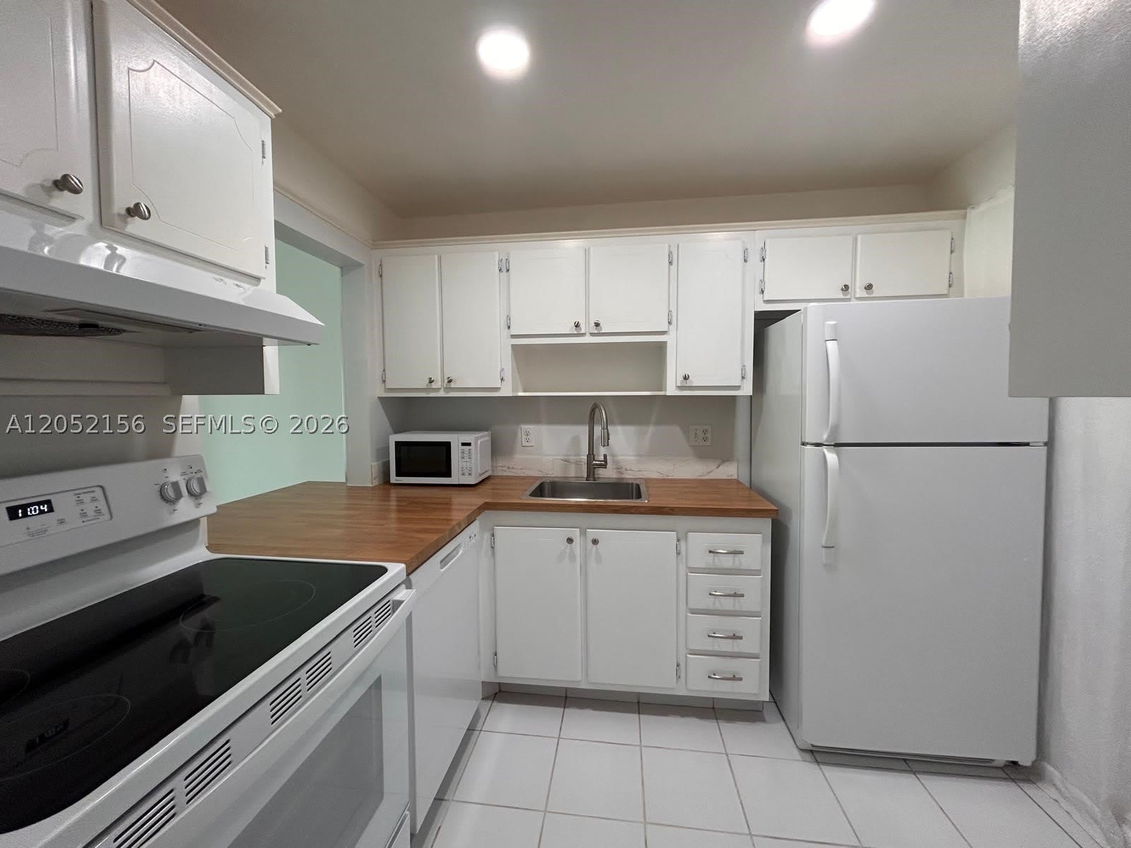 5401 NW 2nd Ave – photo 4