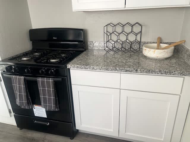 La Bella Apartments – photo 2