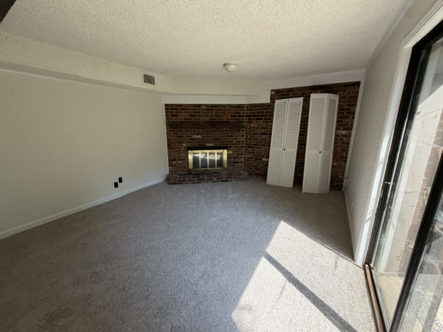 2900 Moss Spring Drive – photo 5