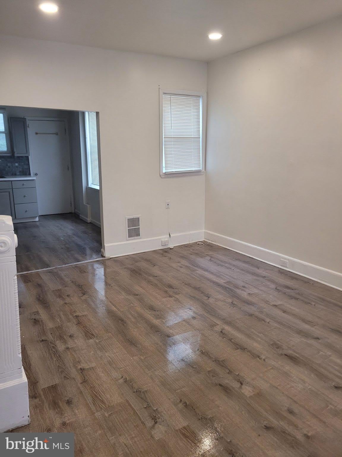 2334 N GRATZ Street – photo 2