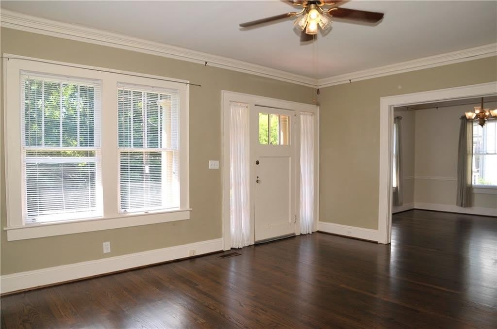 602 Sherwood Road NE – photo 2