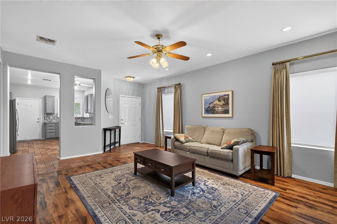 2118 Desert Woods Drive – photo 4