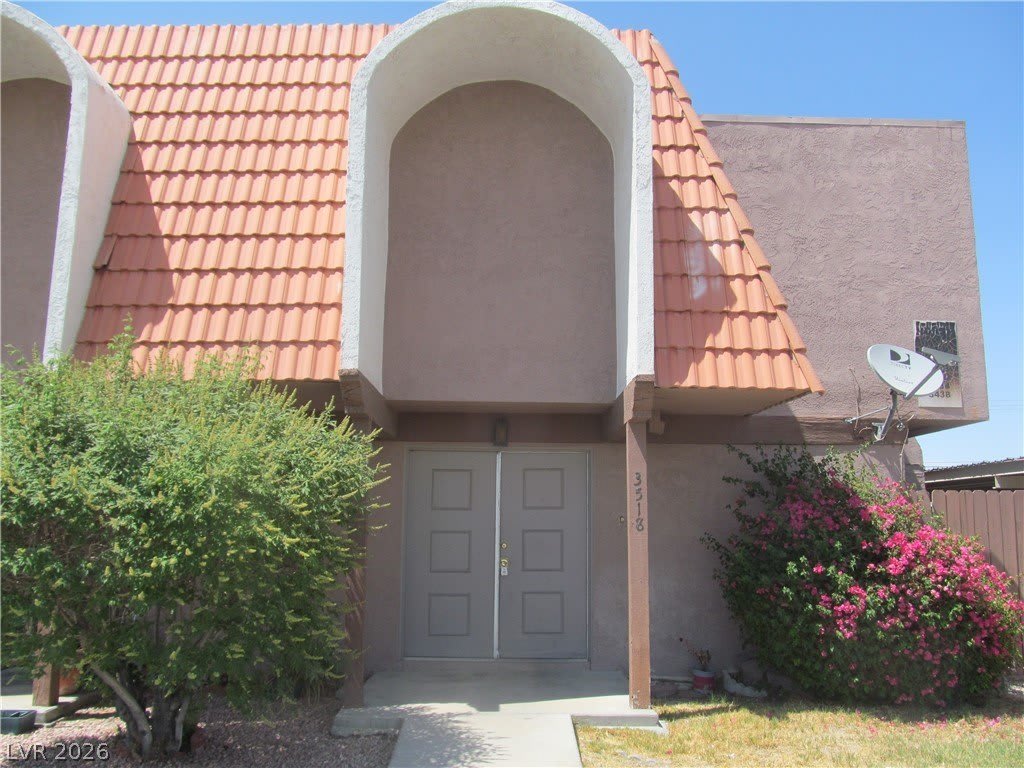 3518 Villa Knolls N Drive – photo 1
