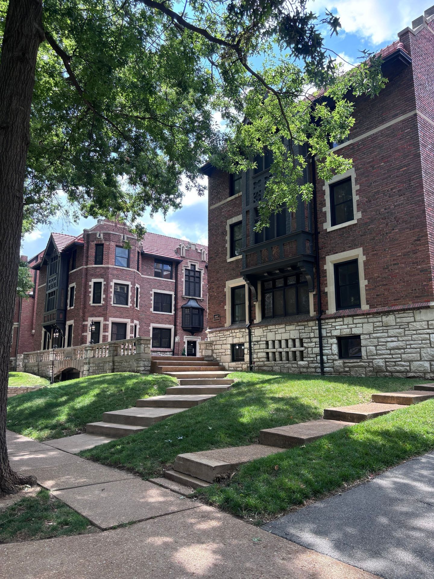 7556-7560 Byron Pl – photo 3