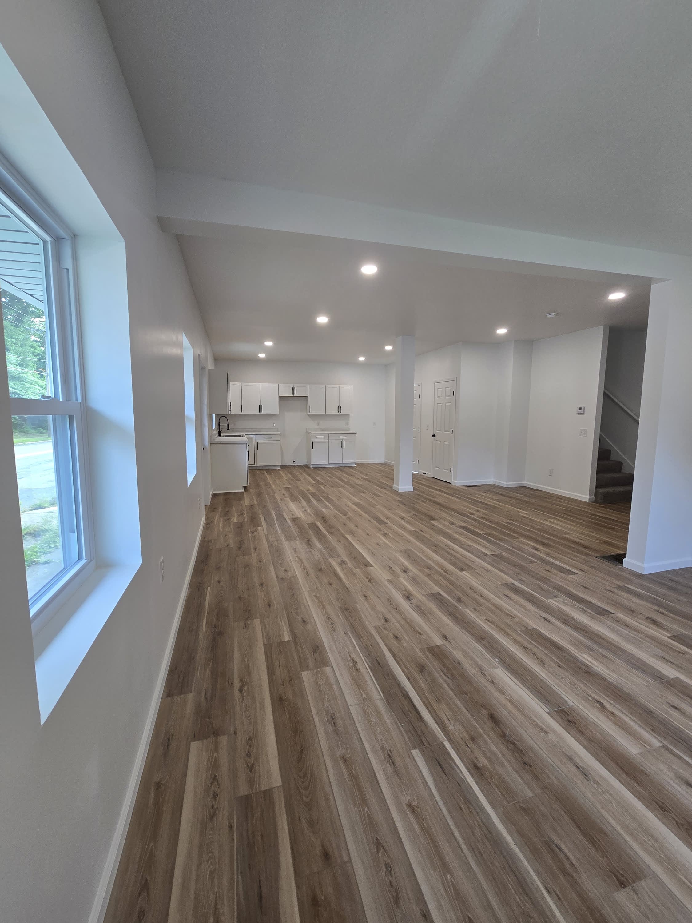 817 East Bowman Street – photo 3