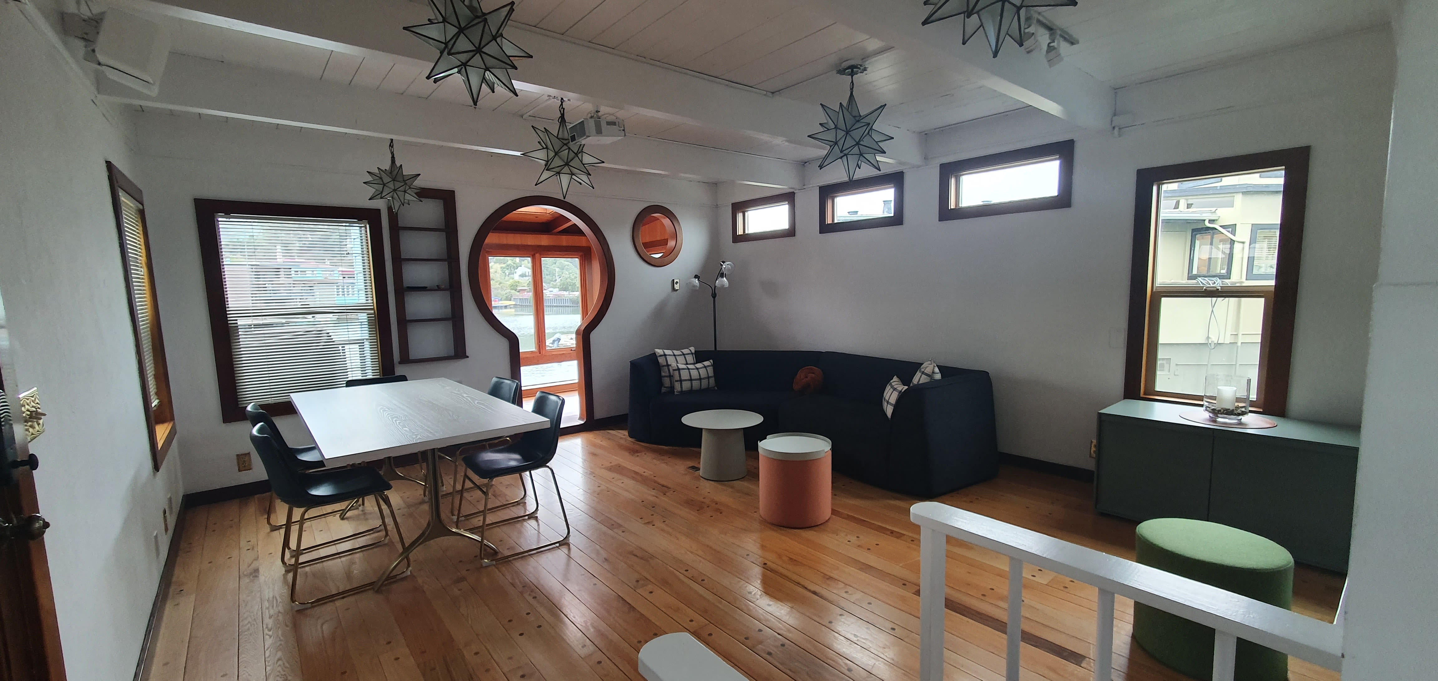 12 A Dock – photo 4
