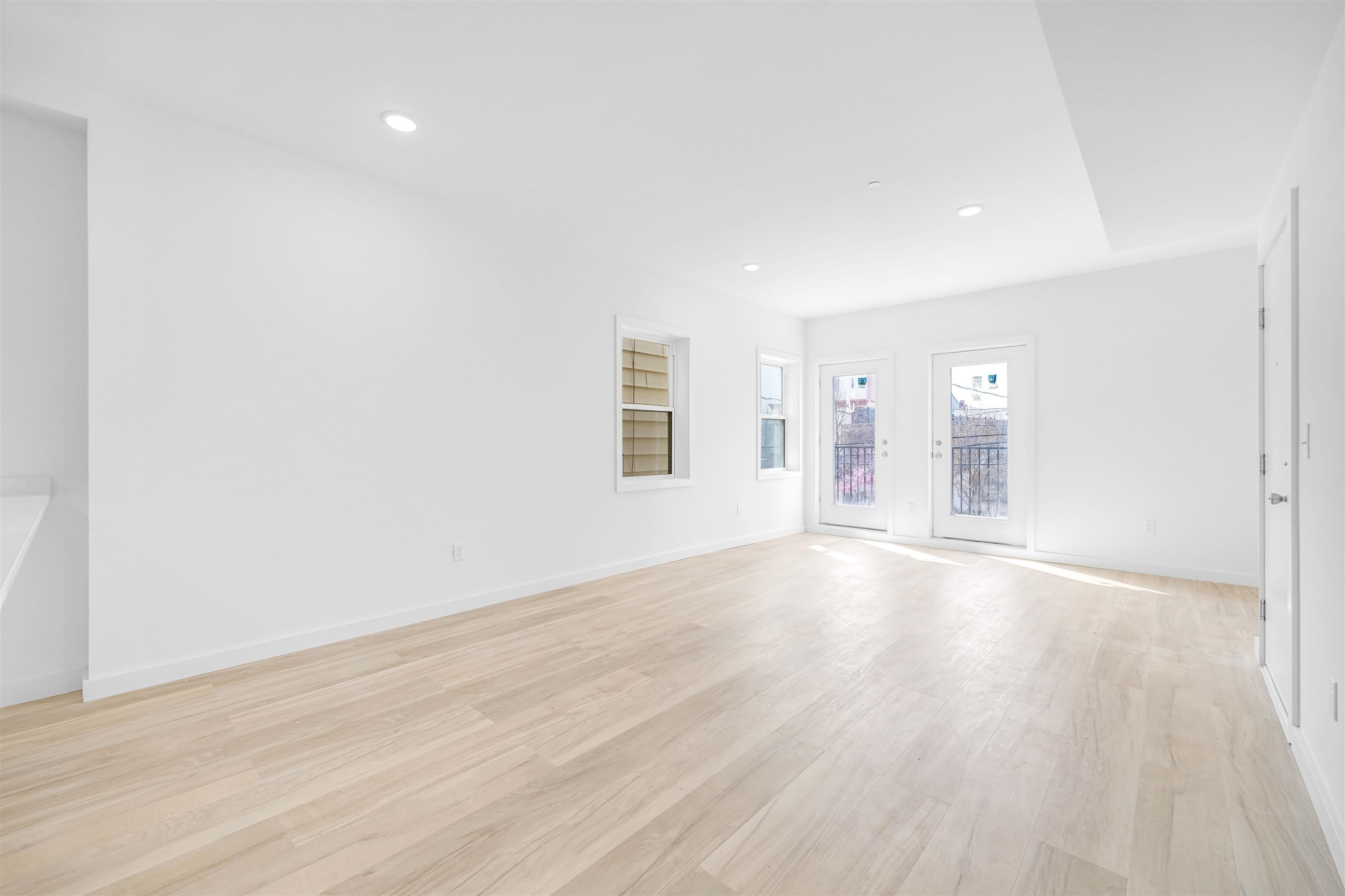 418 11TH ST – photo 3