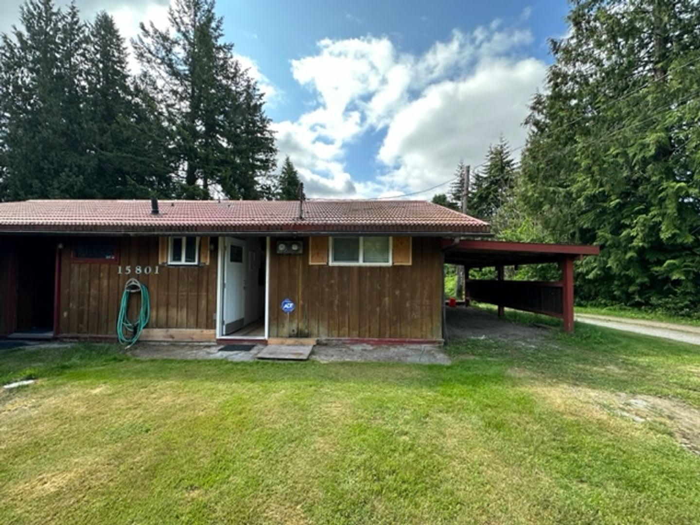 15801Larch Way – photo 1