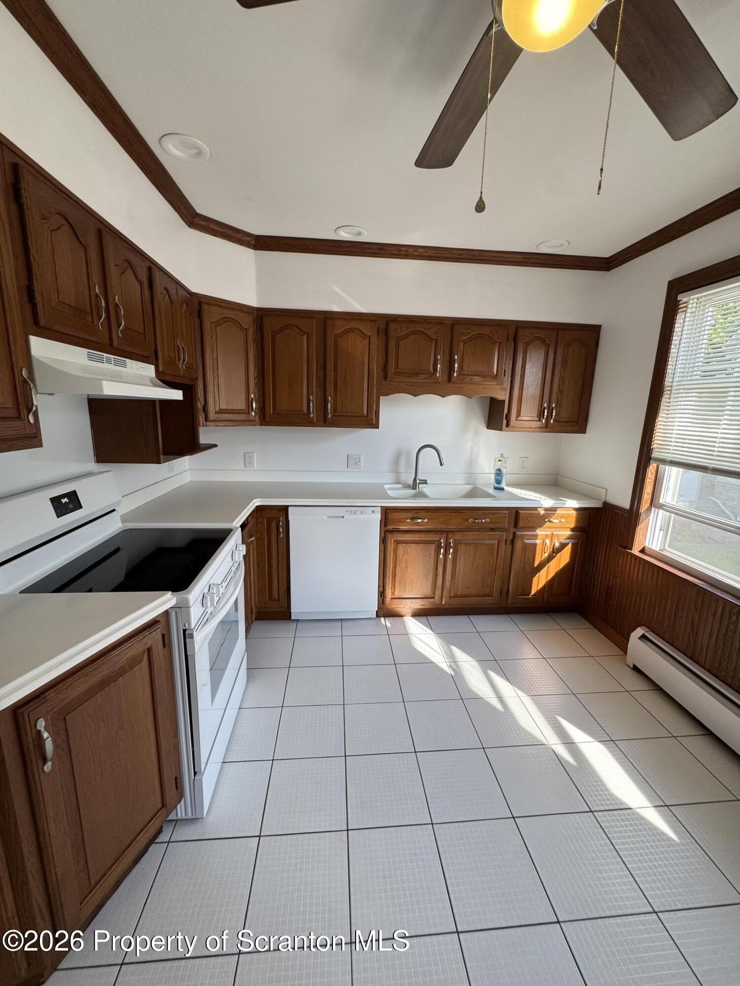 1810 Capouse Avenue – photo 2