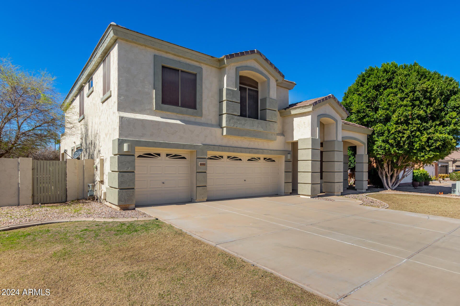 504 N SWALLOW Lane – photo 4