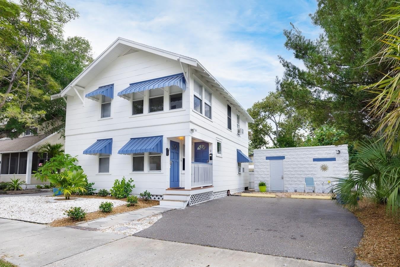 1043 7TH Avenue N – photo 2
