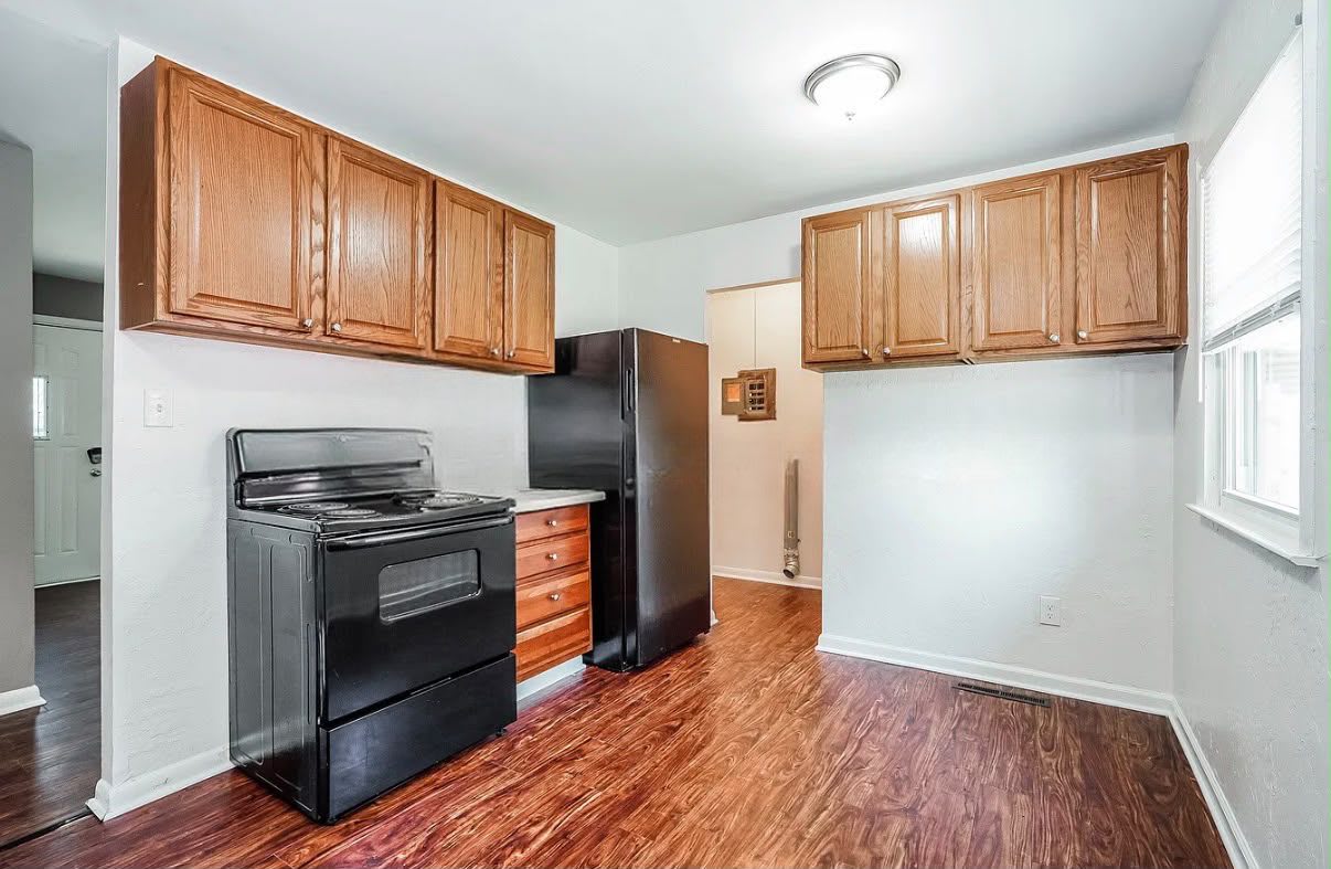 1551 Wilton Dr – photo 3