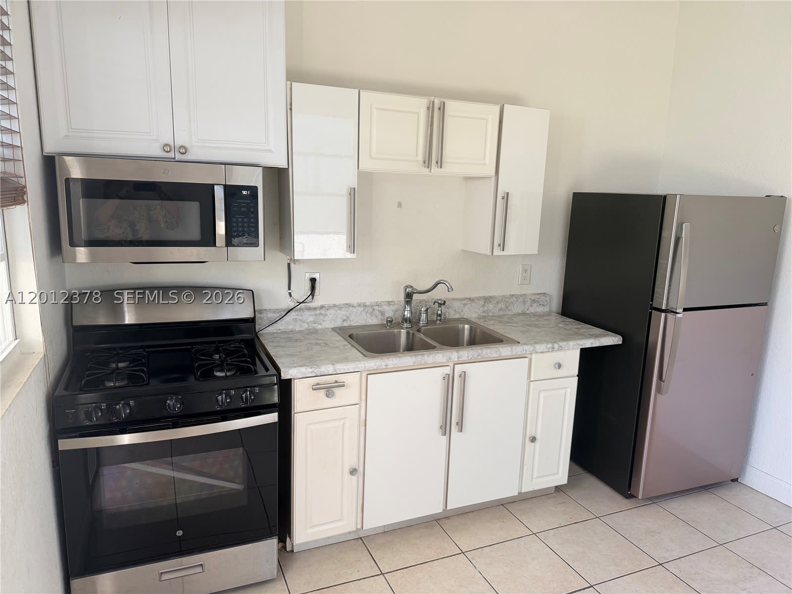 3620 NW 19th St – photo 3