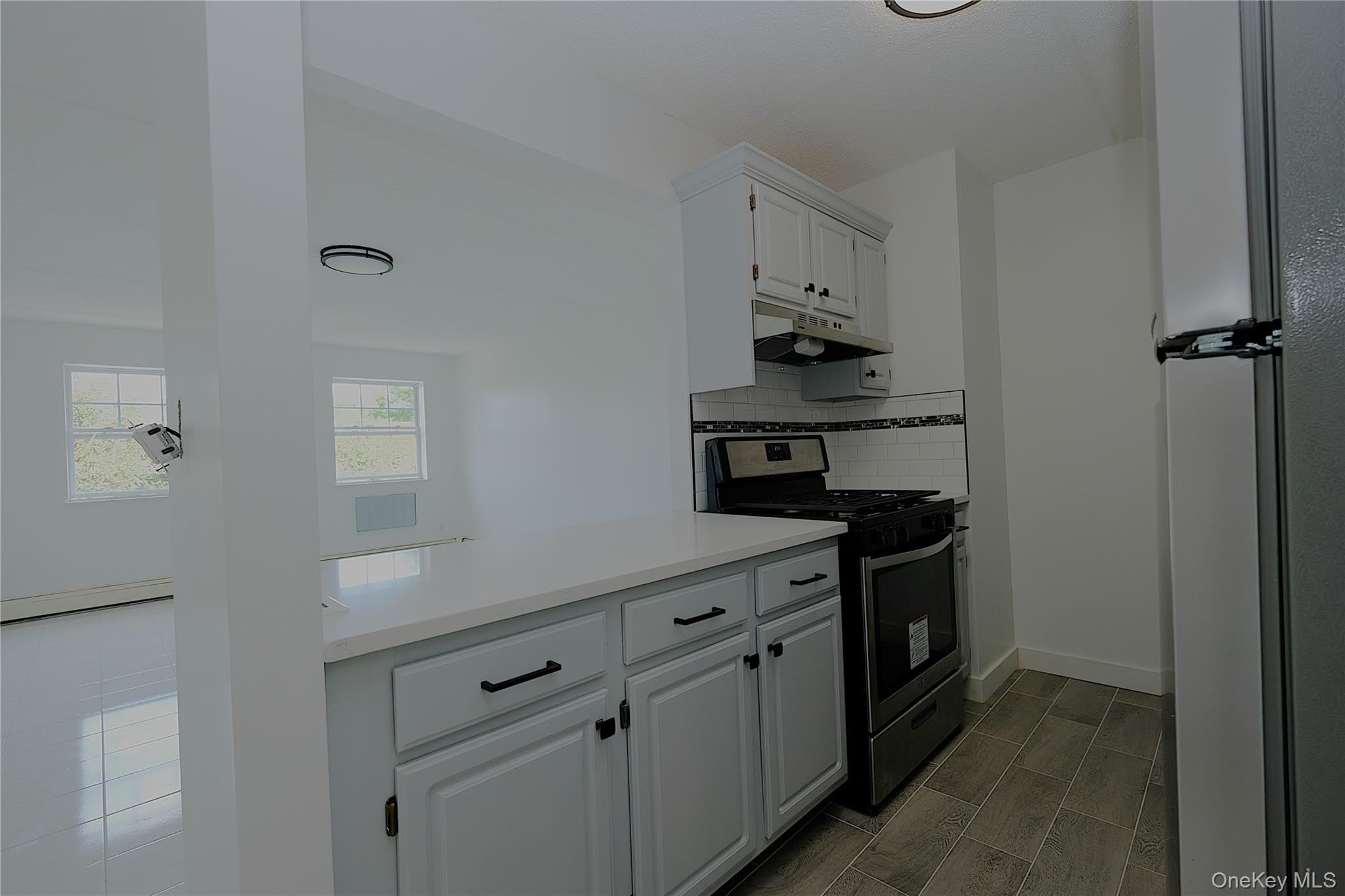 486 Central Avenue – photo 4