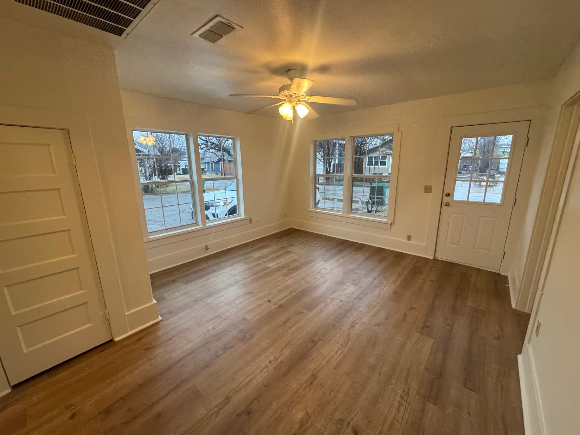 467 North Paddock Avenue – photo 4