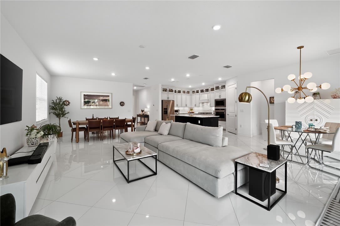 1161 Haven Circle – photo 3