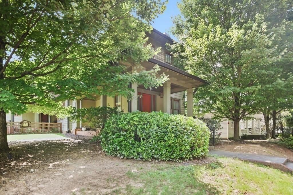 519 N Highland Avenue NE – photo 2