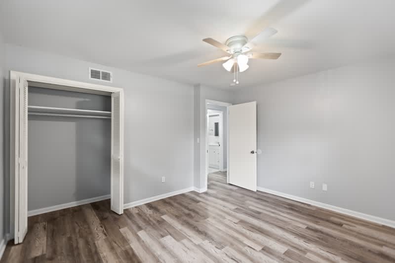 801-805 Lester Harris Road – photo 5