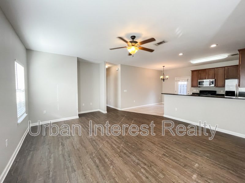 106 Matt Blvd – photo 4