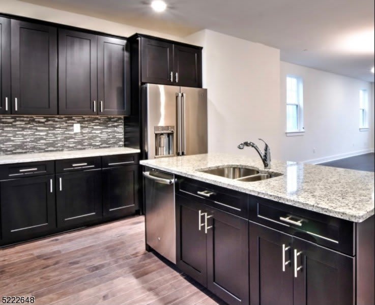 712 Parkview Ln – photo 2