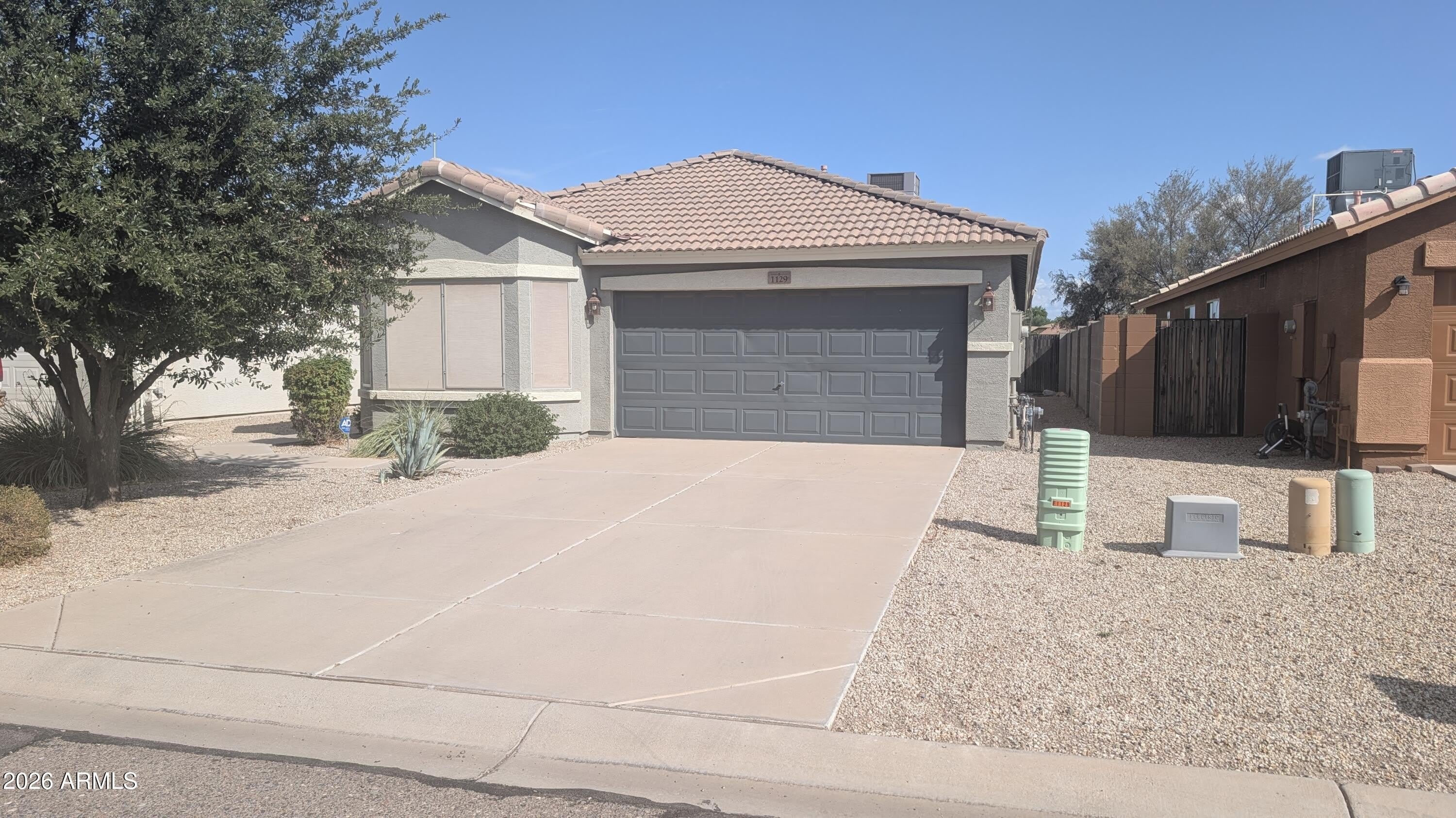 1129 E NARDINI Street – photo 3