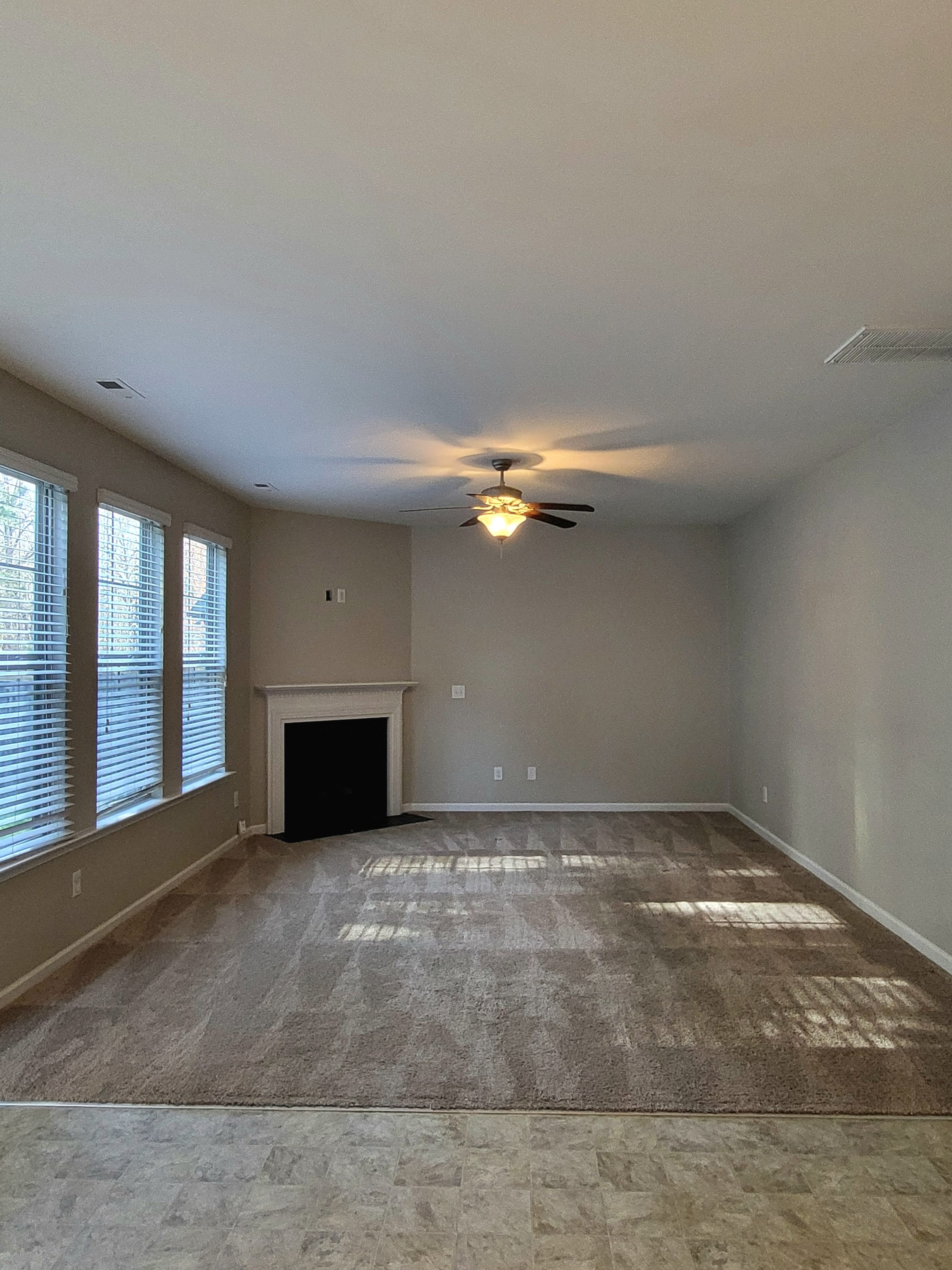 271 River Oak Street – photo 4