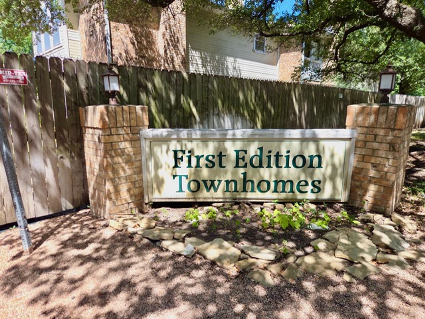 Gated HOA Community – photo 1