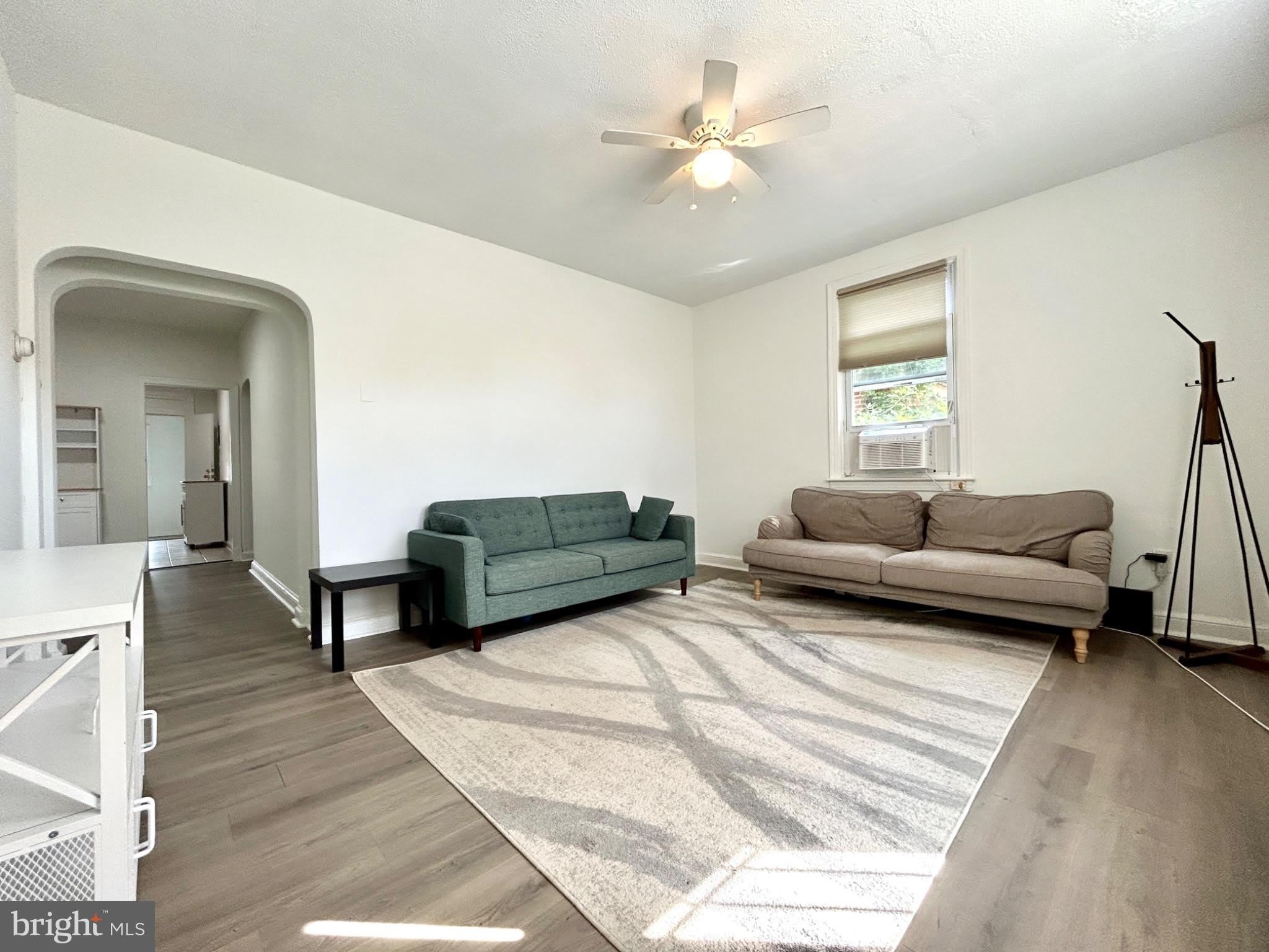 446 MELLON Street SE – photo 2