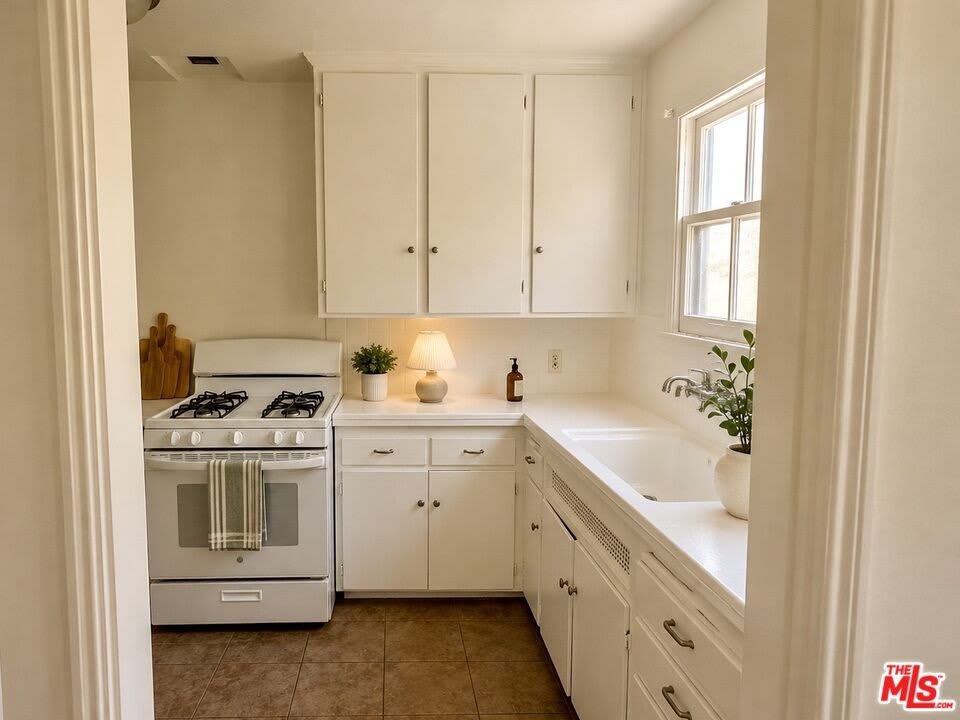 4707 Finley Ave – photo 5