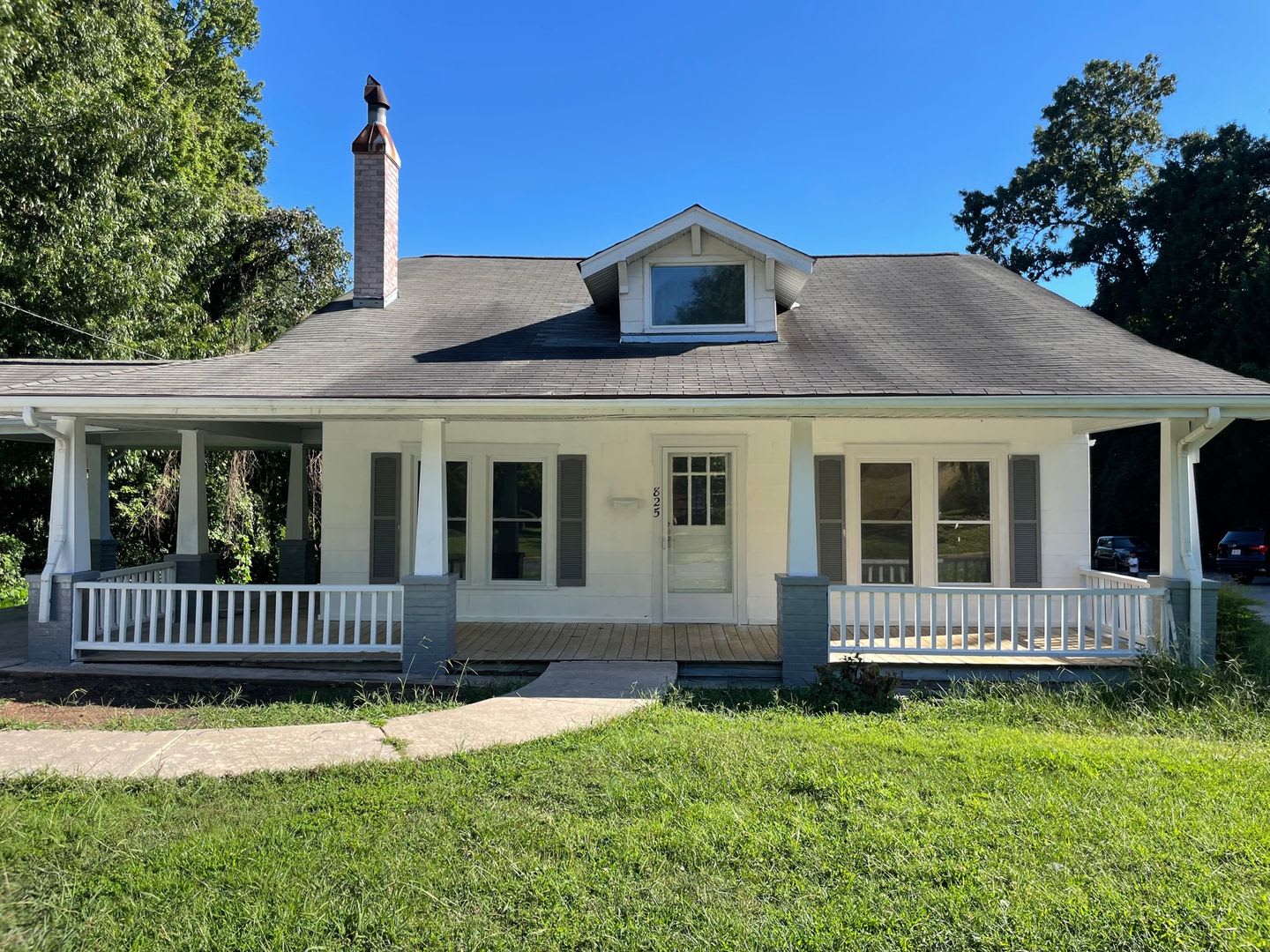 2-3 BED, 1 BATH HOME WITH WRAP AROUND PORCH! – photo 1