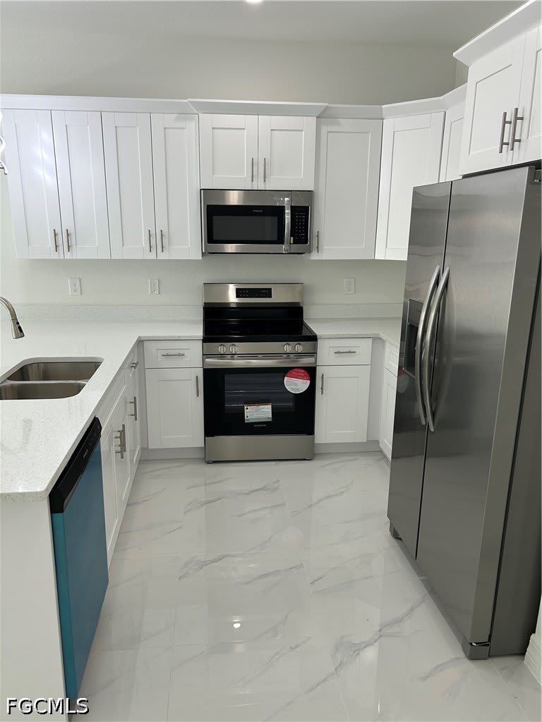 701-703 W 12th Street – photo 3
