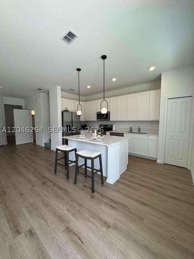 2954 Savoir Ave – photo 2