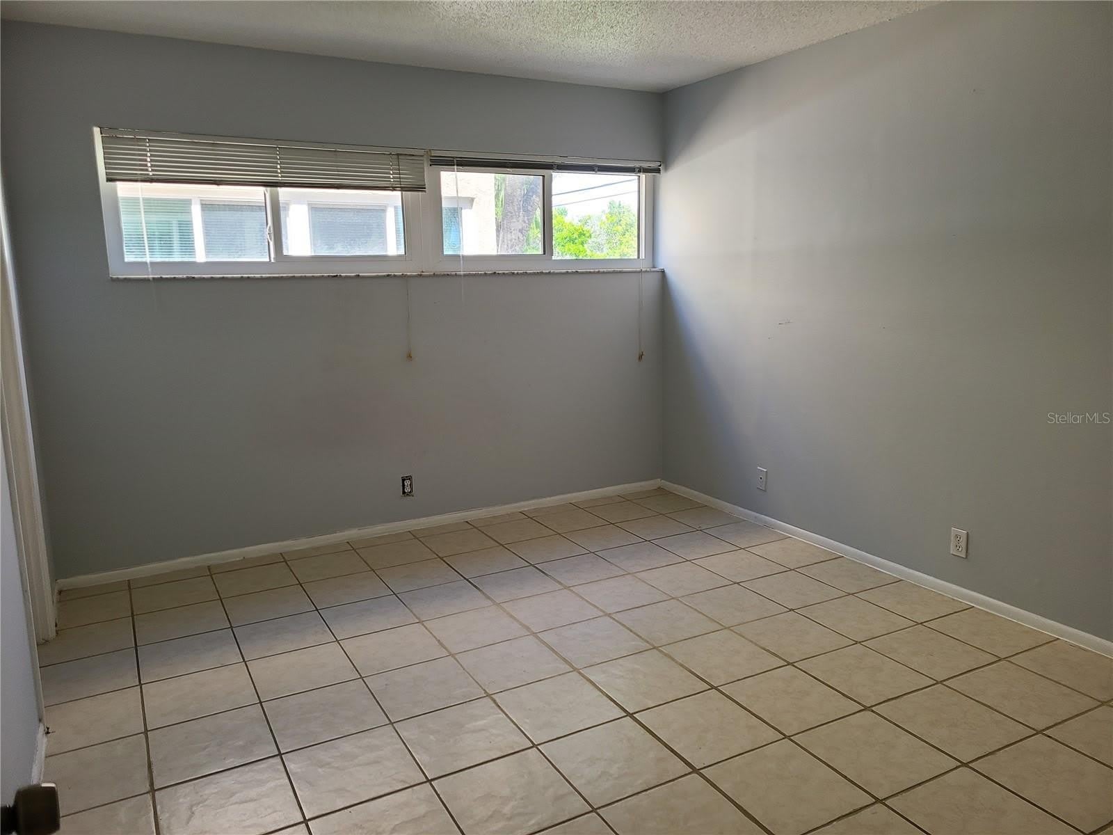 2763 WOODGATE Lane – photo 5