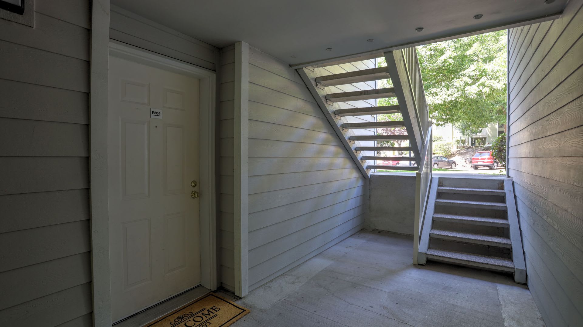 This ground floor corner-unit condo – photo 5