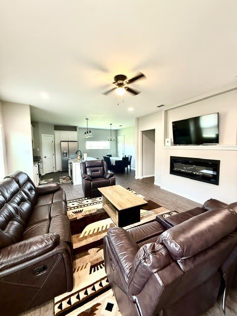 7804 Freedom Crest Avenue – photo 3