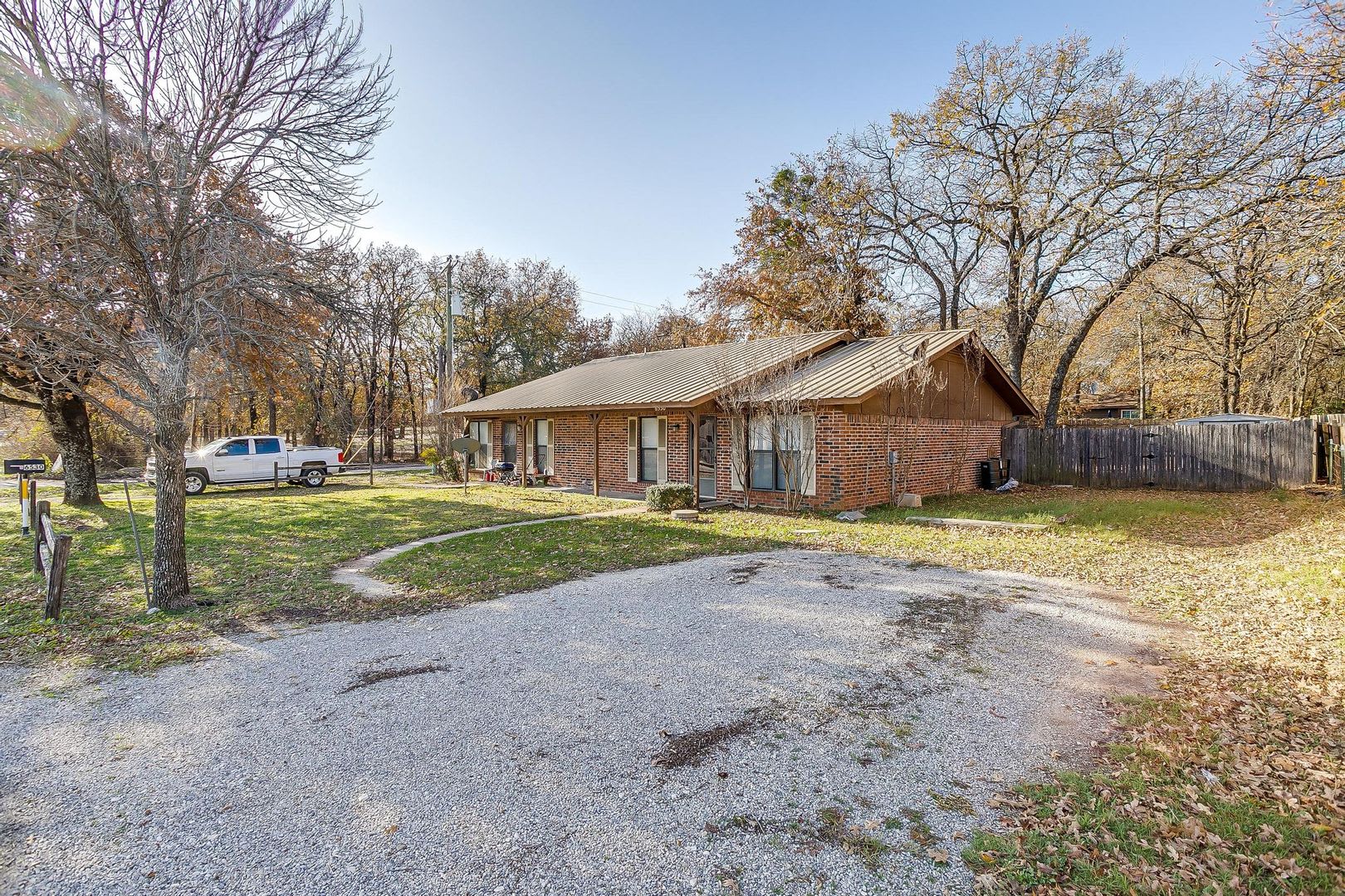 One Side of Very Nice Duplex West Granbury- 2 Bed, 2 Bath- 76049 – photo 5