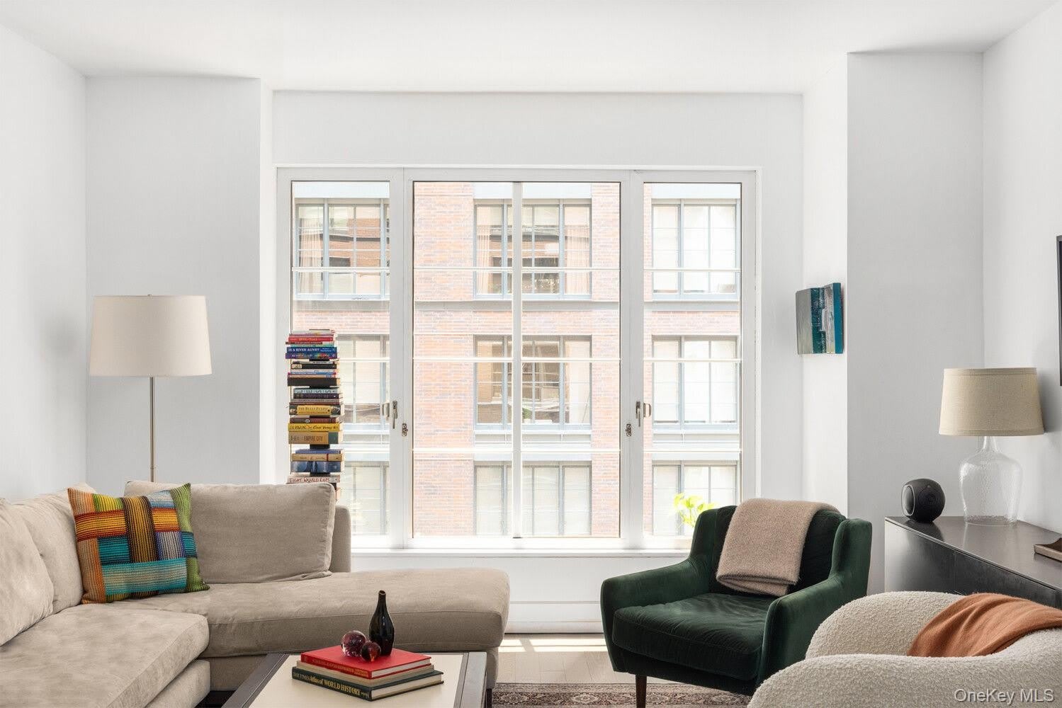 70 CHARLTON Street – photo 4
