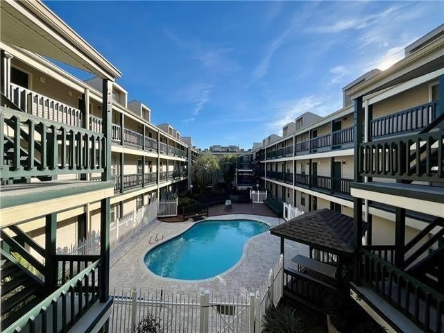 2330 Edenborn Avenue – photo 2