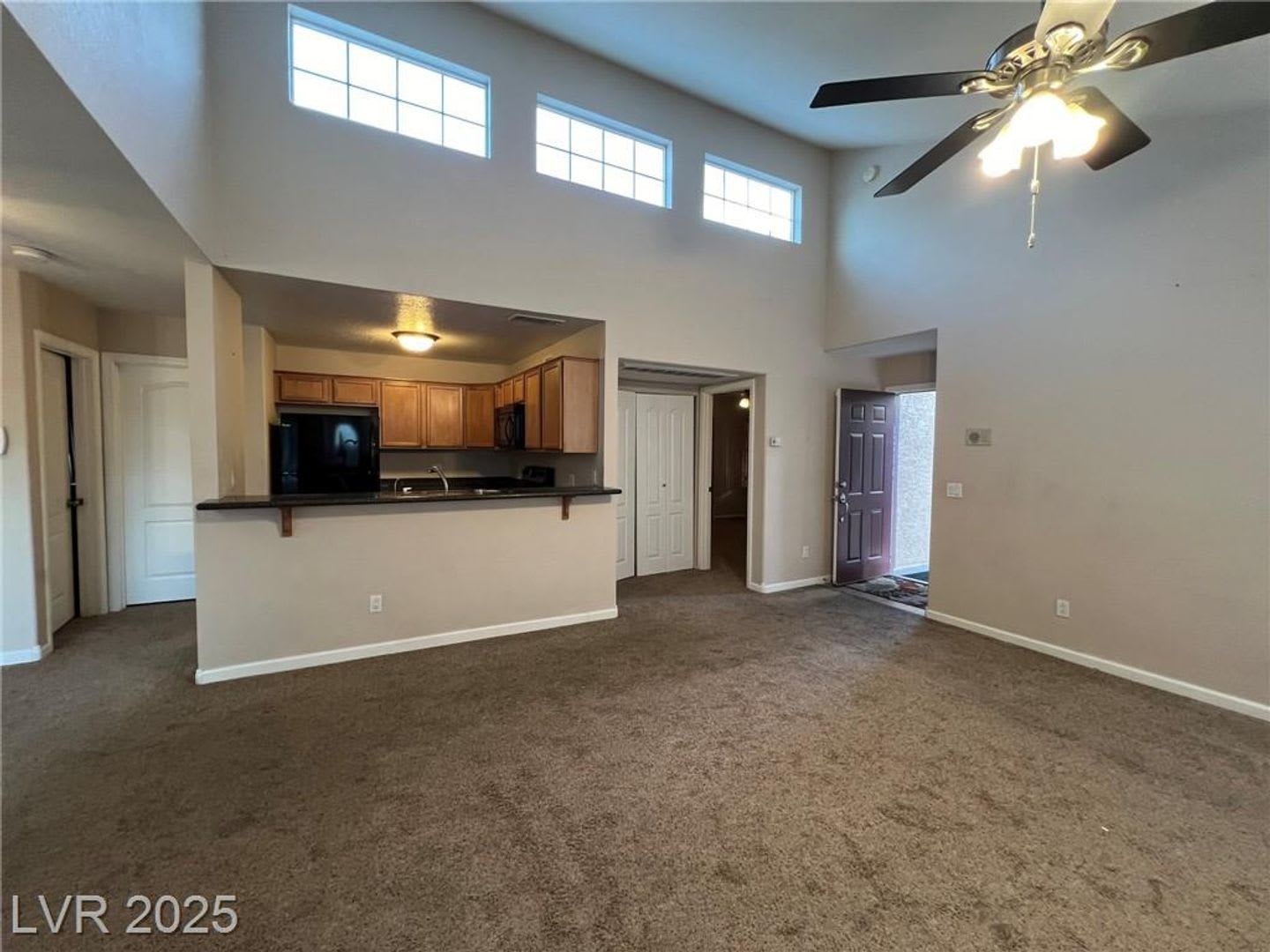 9325 W Desert Inn Rd. #206 – photo 2